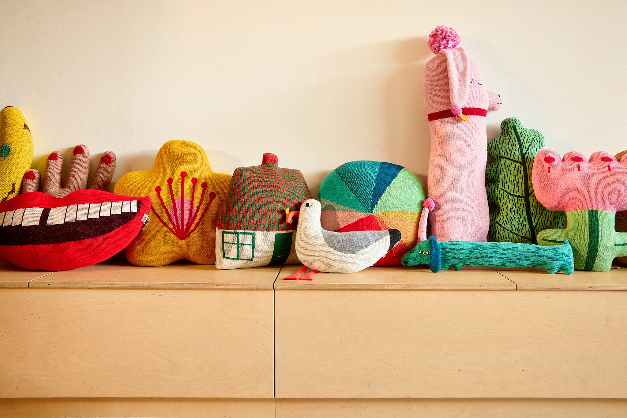 Smile Shaped Cushion – Donna Wilson